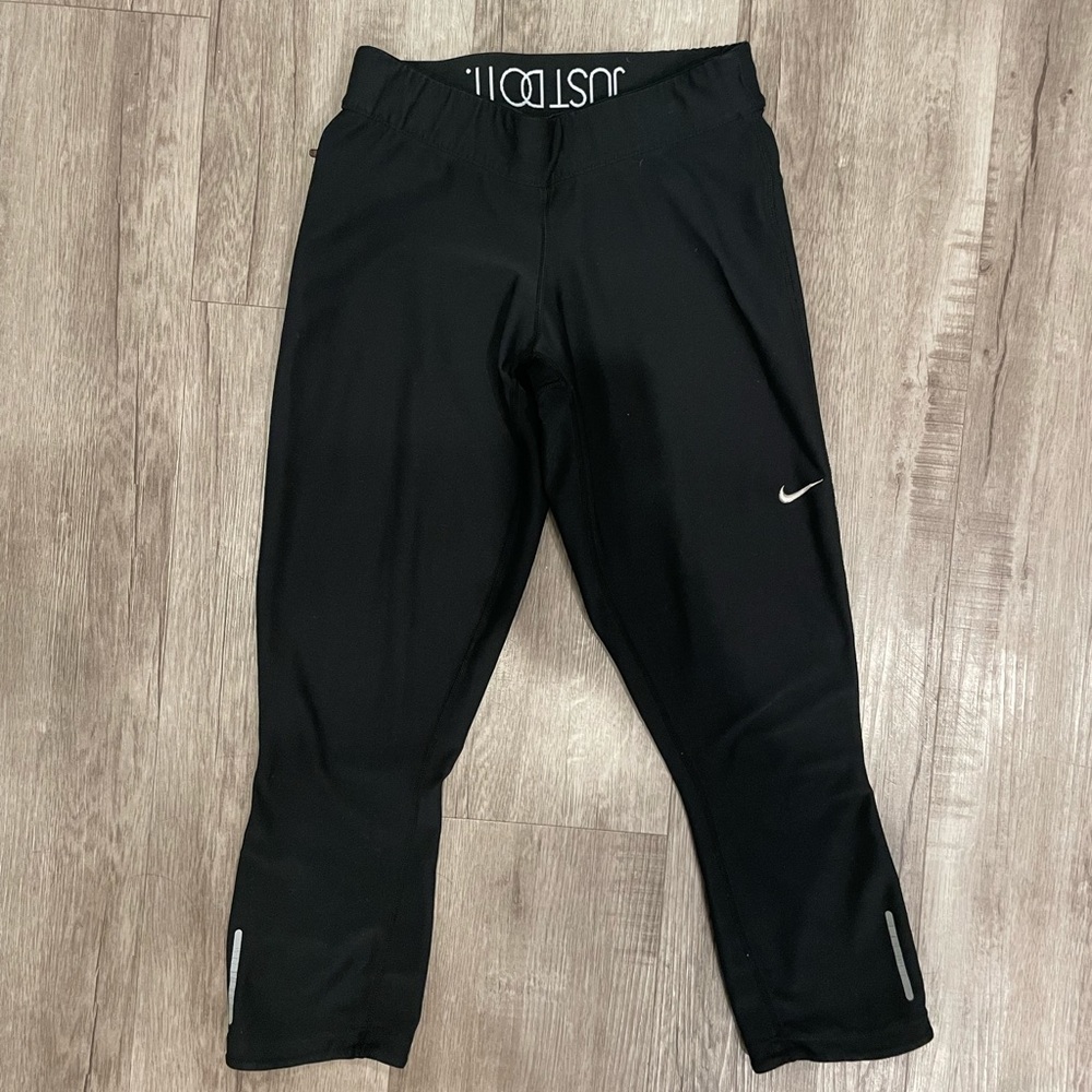 Nike Dri-FIT Black Capri Leggings